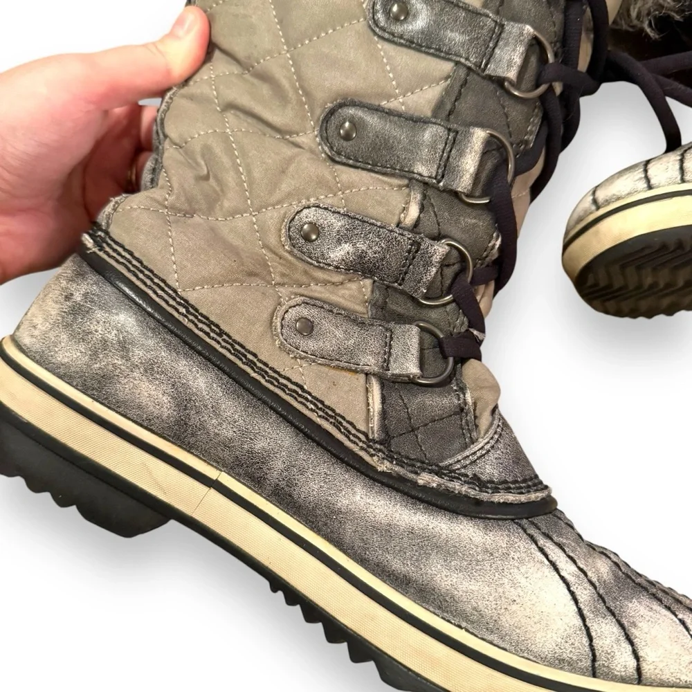 Sorel Tofino Tall Gray Waterproof Lace Up Distressed Faux‎ Fur Snow Boots Sz 7.5